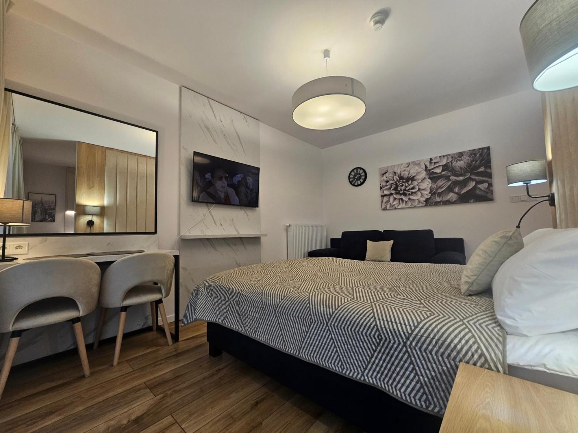 City Sense New Apartments - Main Station And City Center Wrocław Extérieur photo