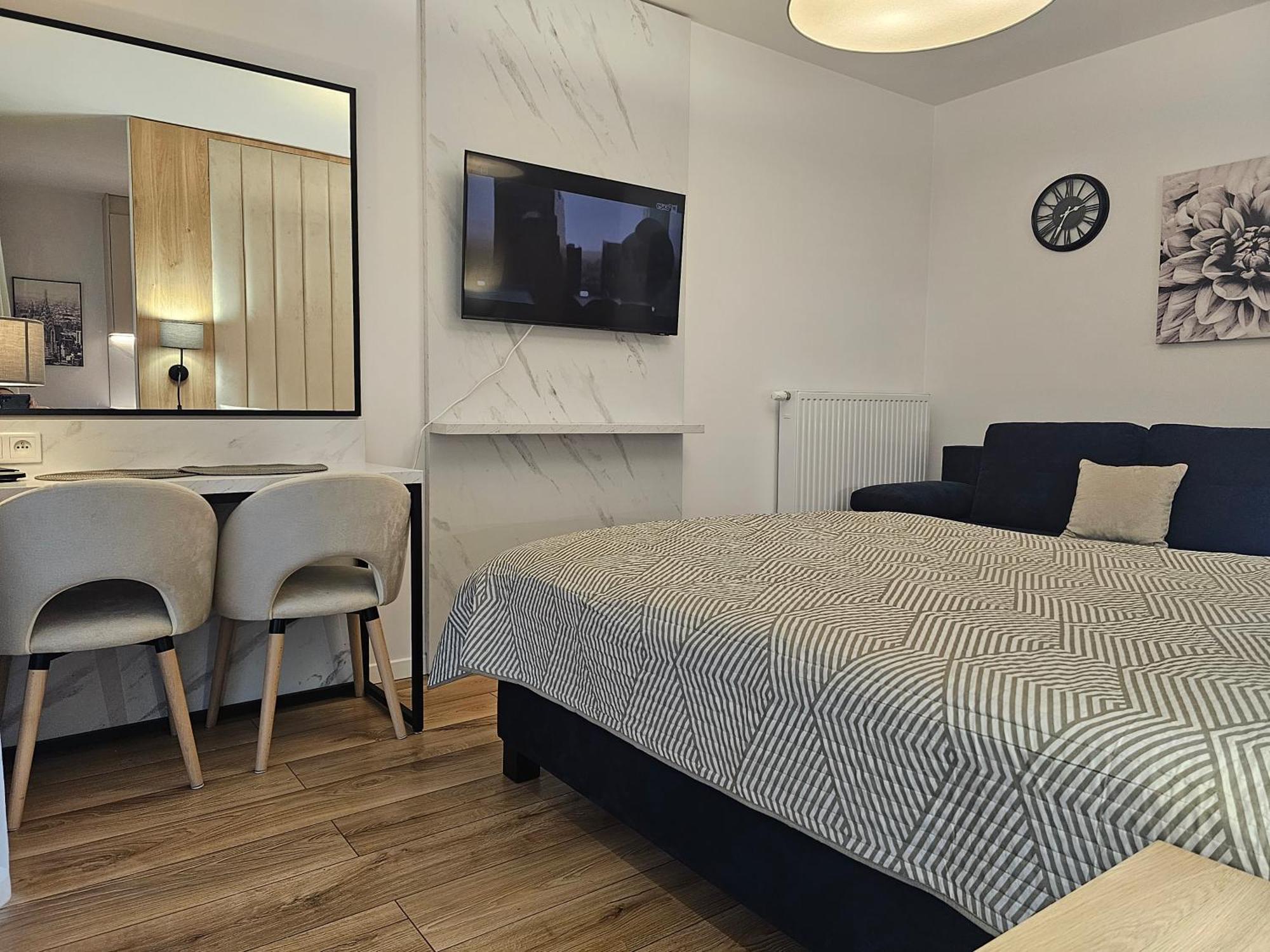 City Sense New Apartments - Main Station And City Center Wrocław Extérieur photo