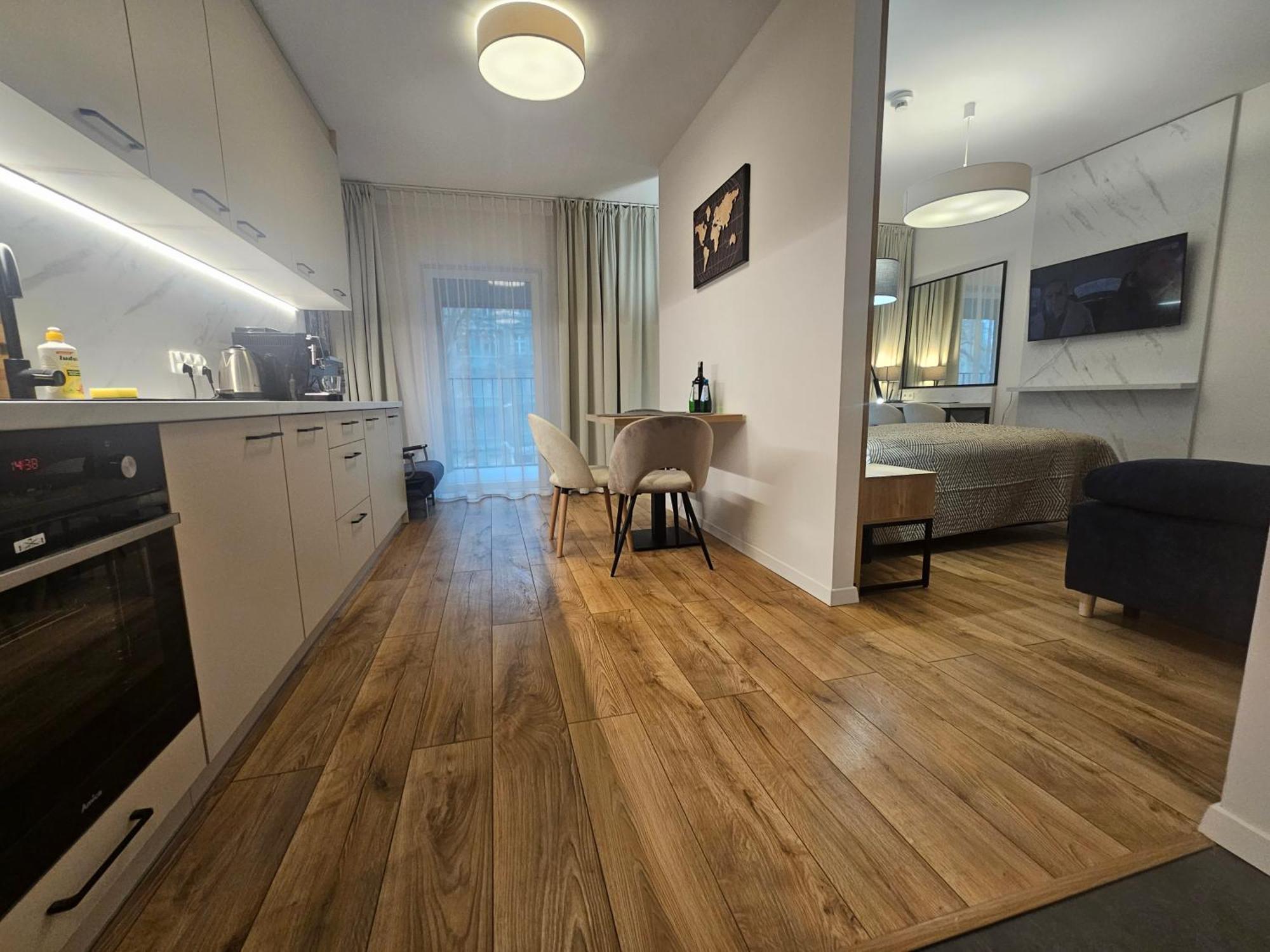 City Sense New Apartments - Main Station And City Center Wrocław Extérieur photo