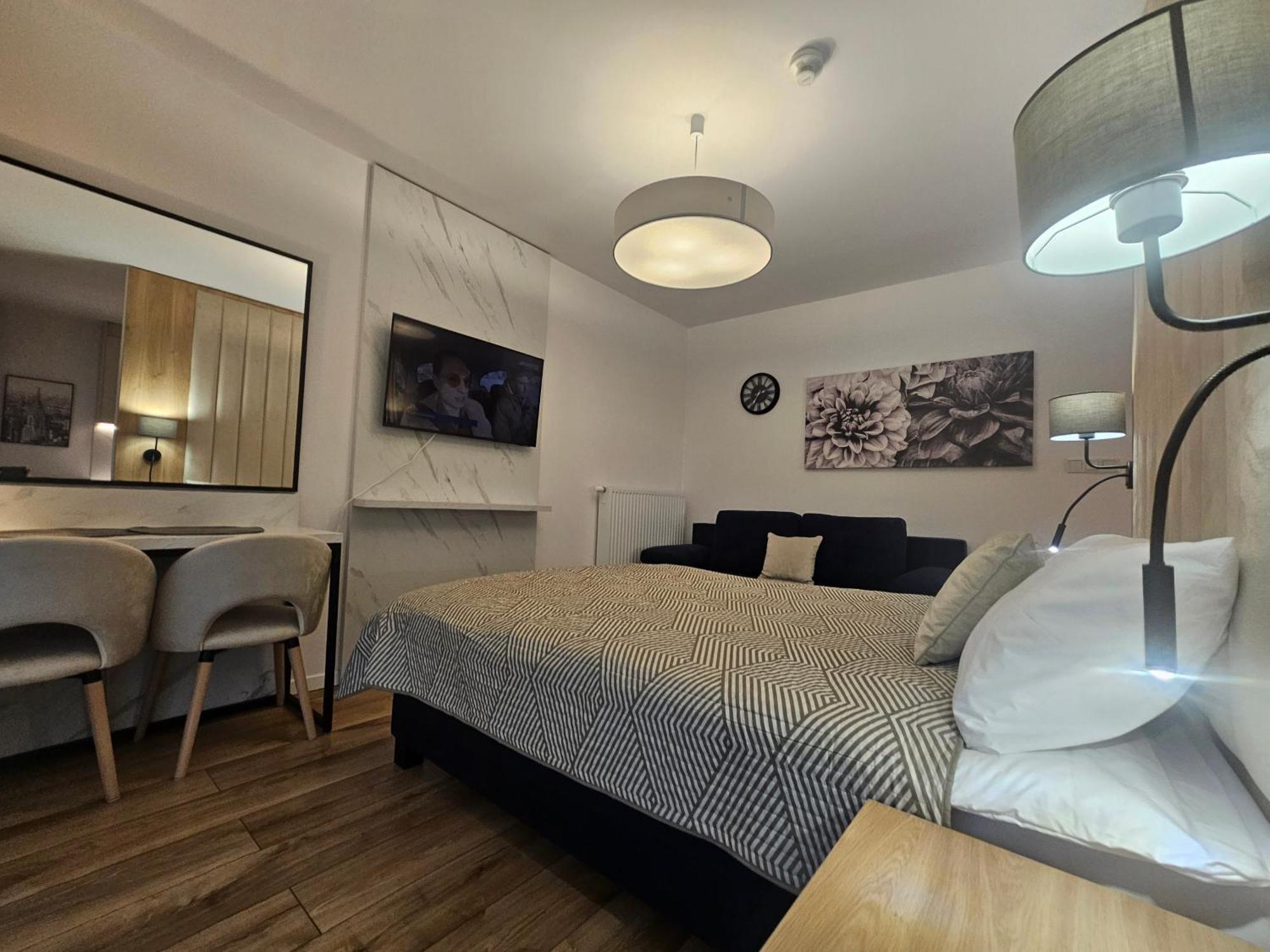City Sense New Apartments - Main Station And City Center Wrocław Extérieur photo